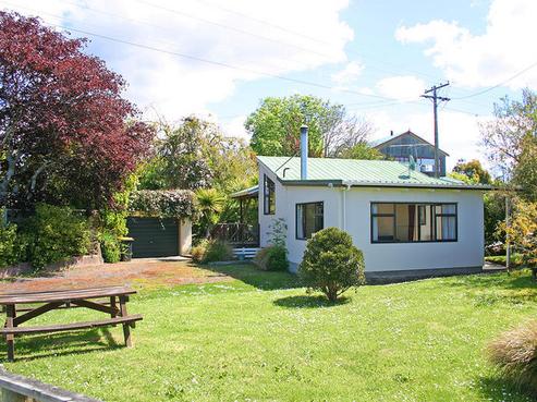 1317 Coast Road, Karitane
