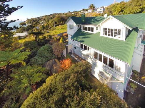 595 Rocks Road, Moana