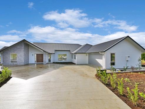 10 Church View Road, Waiau Pa