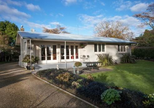98 Wordsworth Street, Leamington
