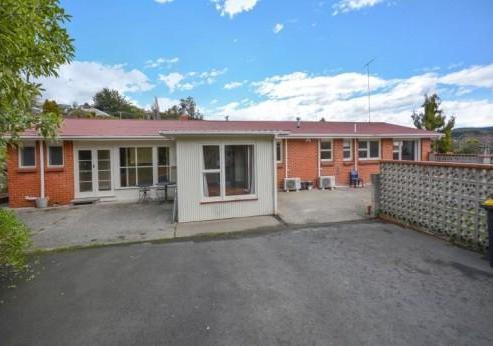 106 Barr Street, Kenmure
