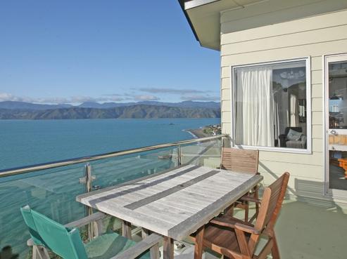 21 Newport Terrace, Seatoun