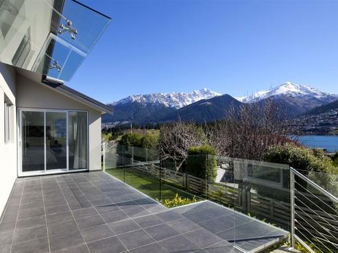 5 Four Views Avenue, Kelvin Heights