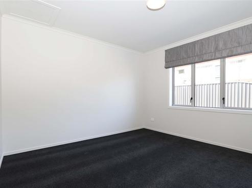 1/3 June Place, Hamilton East