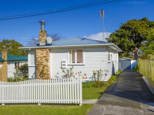70 Hillcrest Avenue, Hillcrest