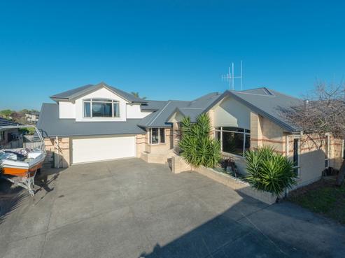 12 Cherie Close, Rototuna