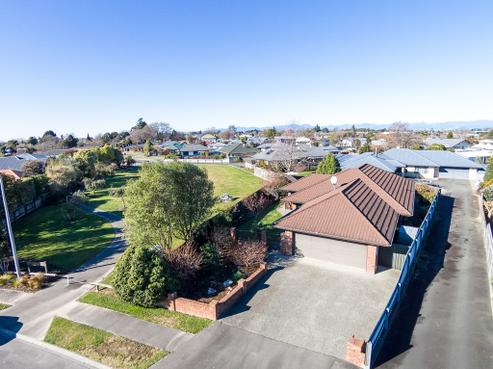16 Pukeone Place, Motueka