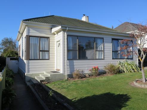 54 Woodlands Road, Parkside