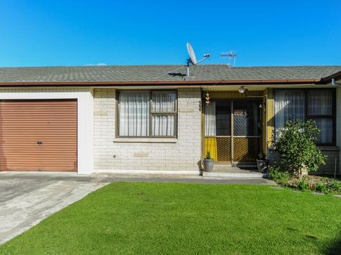 2/211 Charles Street, Saint Leonards