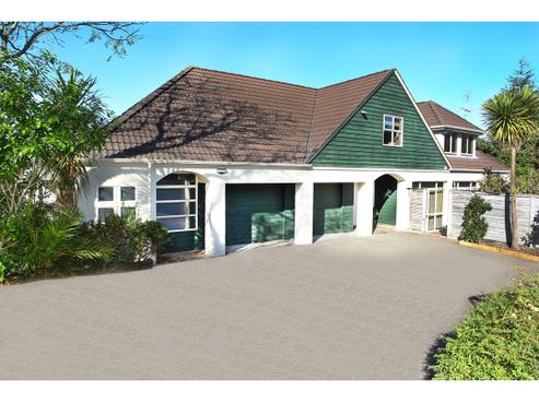 17 Highwood Grove, Torbay