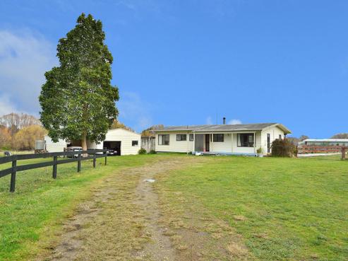 510 Nelson Road, Riverdale