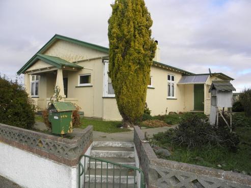 11 Main Street, Weston
