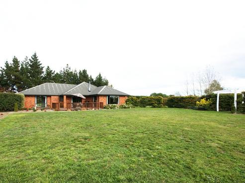 228 Swannanoa Road, Fernside
