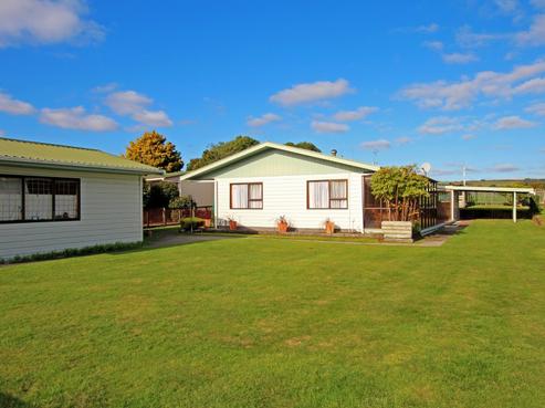 47 Takiroa Street, Urenui