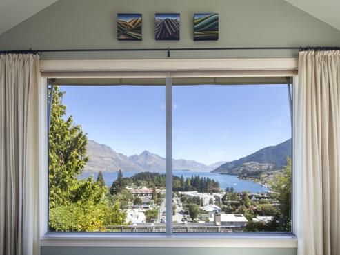 11 Salmond Place, Queenstown Central