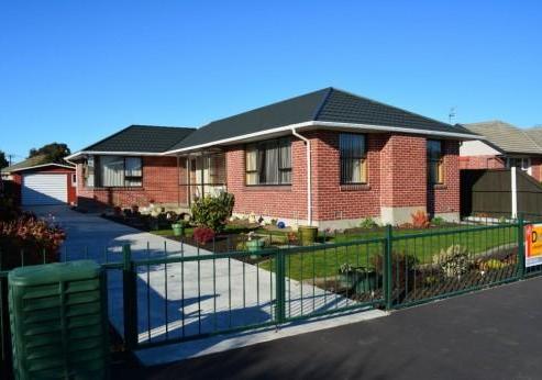 10 Damien Place, Bromley