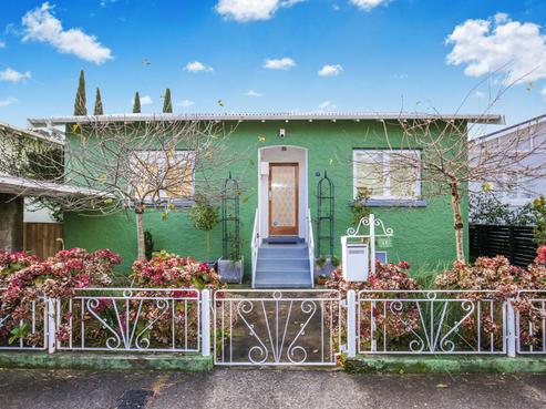 11 West View Road, Westmere