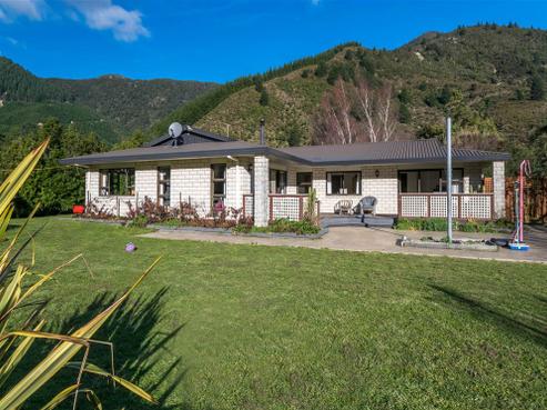 601 Opouri Road, Rai Valley