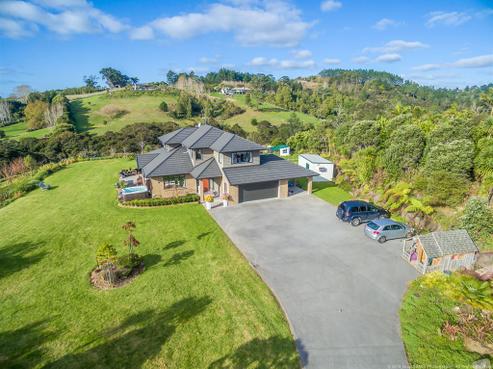 44 Rodeo Drive, Redvale