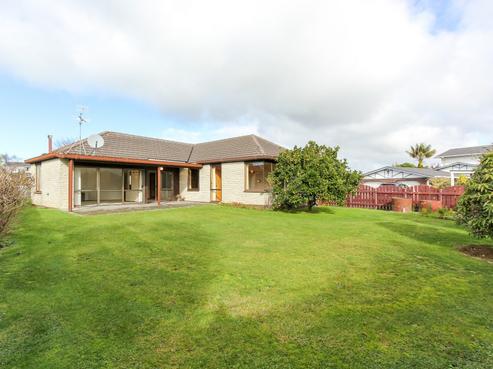 8 Hunter Place, Merrilands