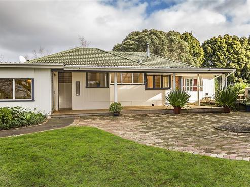 222 Quinn Road, Mauku