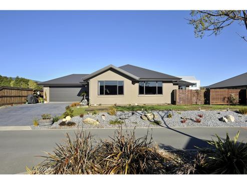26 Hammill Grove, Stoke