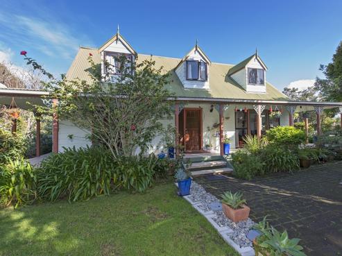 49 Coldham Crescent, Saint Johns