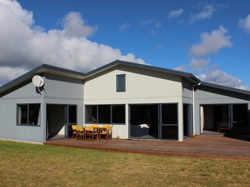 108 Ashley Place, Matarangi