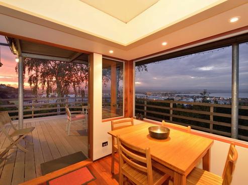 126 Chaucer Road North, Napier Hill