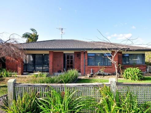 114 Sandwich Road, Saint Andrews