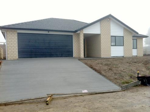 12 Patatee Terrace, Baverstock