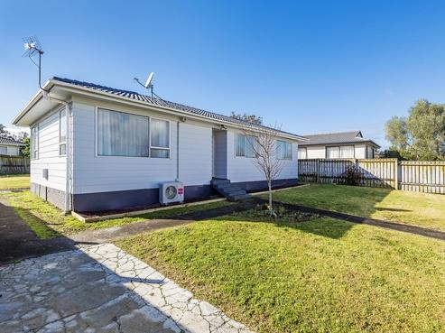 4 Tosca Place, Otara