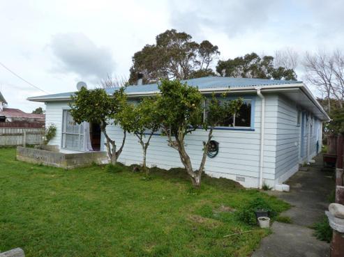 94 Brandon Street, Featherston