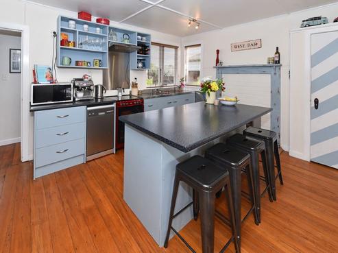 31 Railway Street West, Papakura