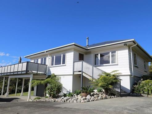 5 Lichen Grove, Russell