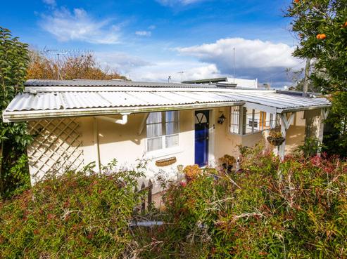 6 Long Street, Torbay