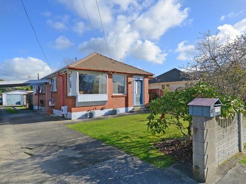 8 Bathurst Street, Silverstream