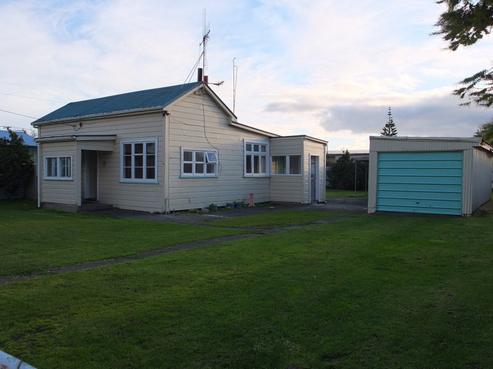 14 Hillary Street, Foxton