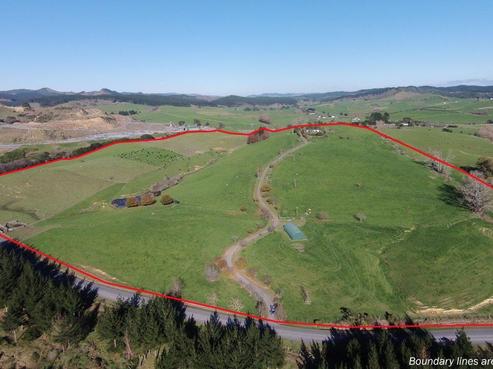 128 Steen Road, Waitakaruru