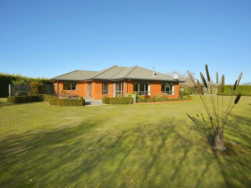 15 Hilton Drive, Amberley