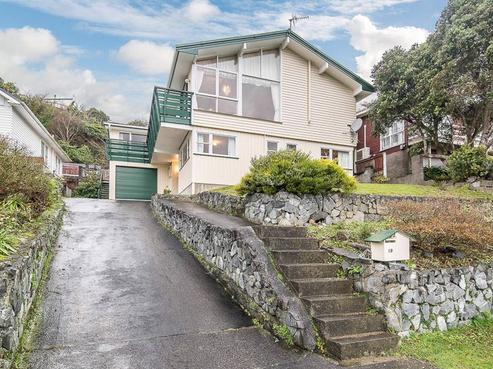 19 Lord Street, Stokes Valley