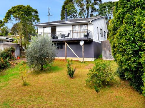 17 Gails Drive, Okura