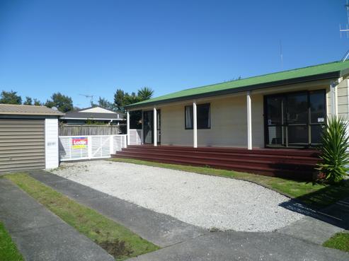 8C Claude Street, Fairfield