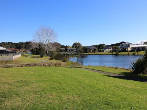 22 Motukorure Parade, Cooks Beach