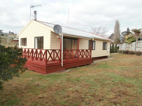 16 Olivine Street, Poike