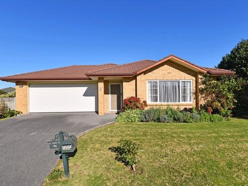 74 Magic Way, Randwick Park