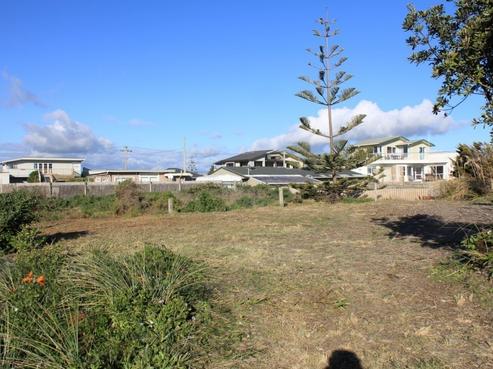 9A Marine Parade North, Foxton Beach