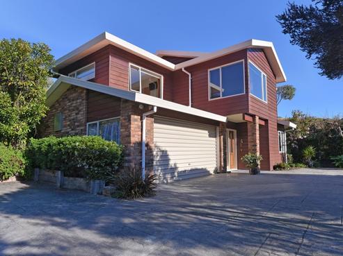 4 Yateley Place, Richmond