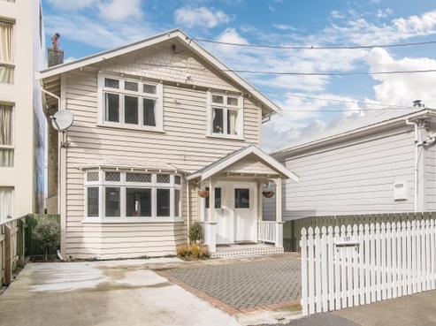 127 Grant Road, Thorndon