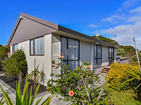 32 Devonshire Road, Unsworth Heights